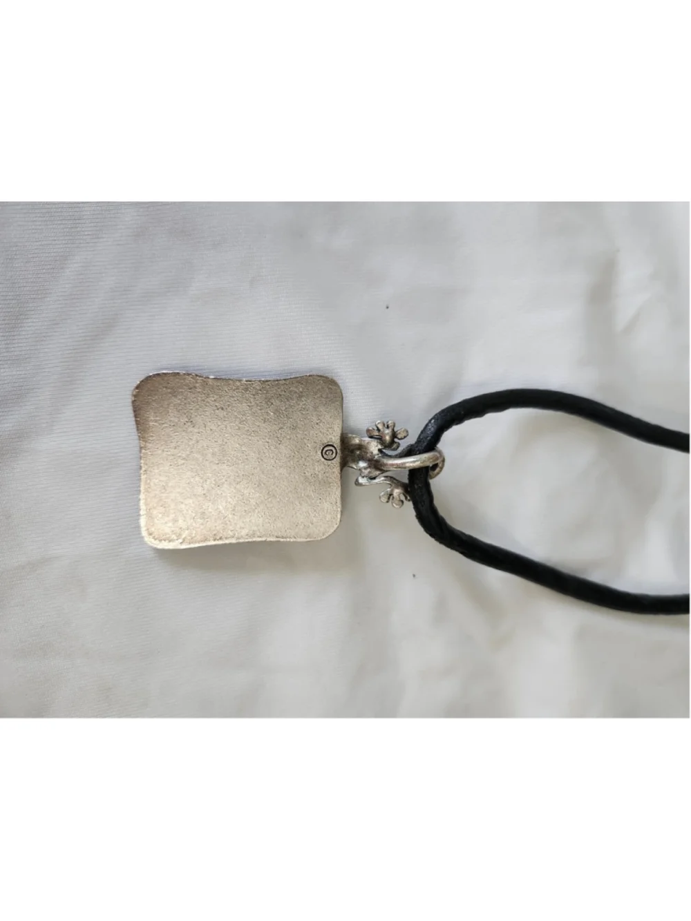 Women's Chico's Necklace One Size Black Beige Gecko Pendant
